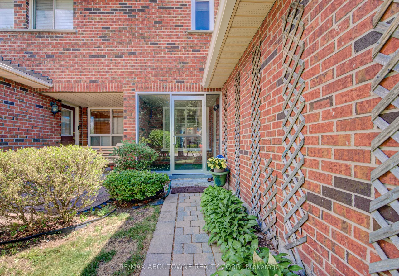 1140 Avondale Drive — photo 3