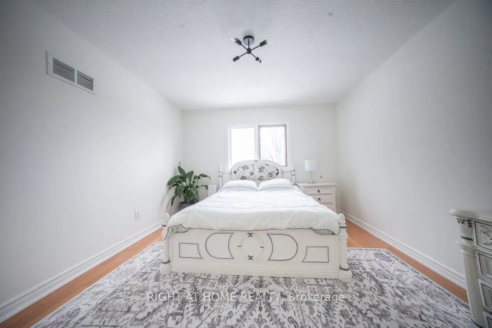 2088 Perran Drive — photo 44