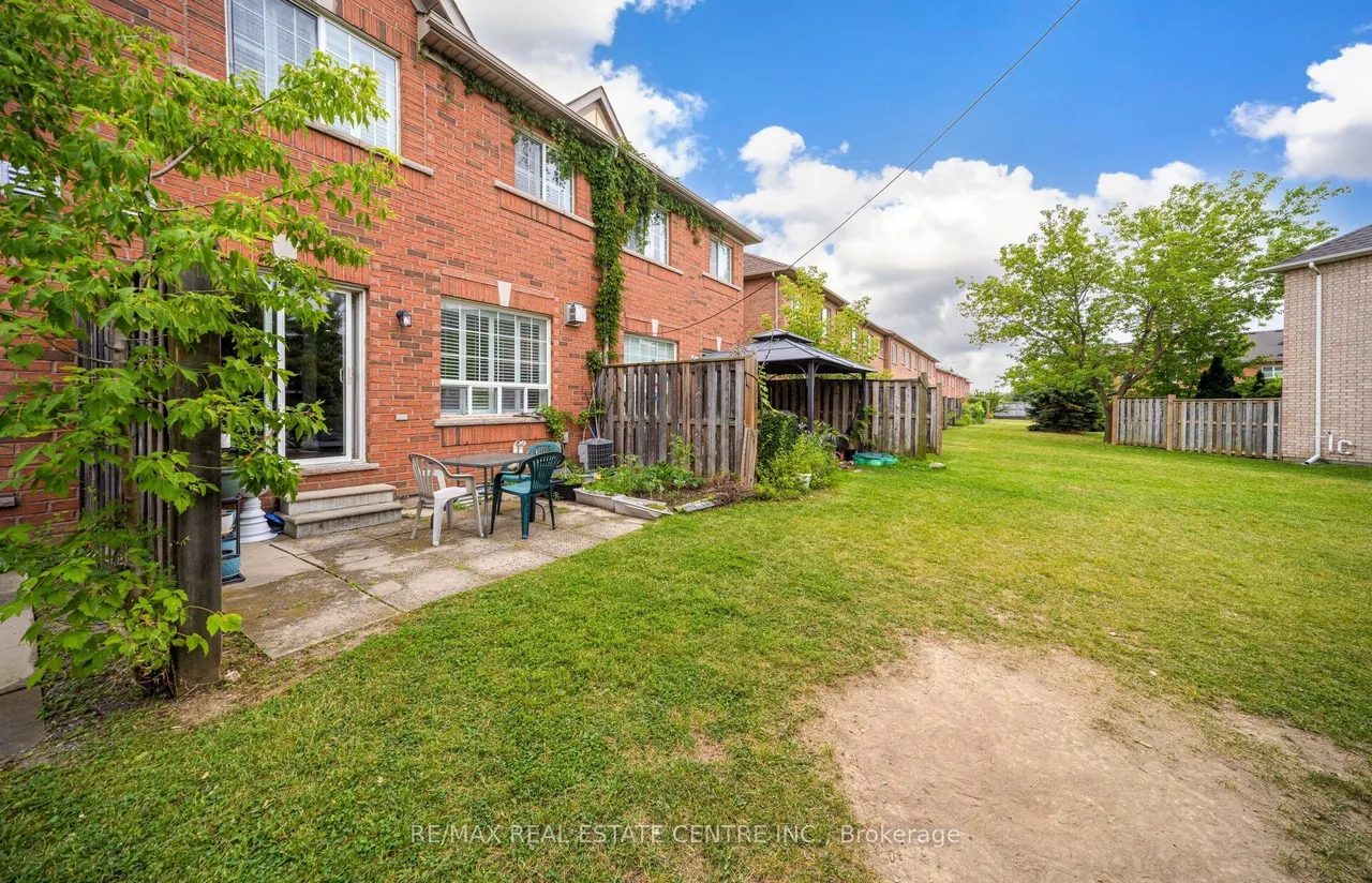 770 Othello Court — photo 37