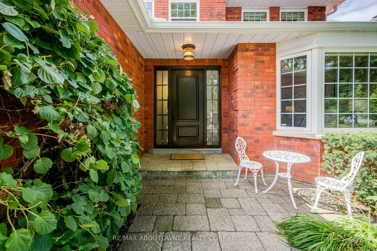 1511 Stoneybrook Trail — photo 3