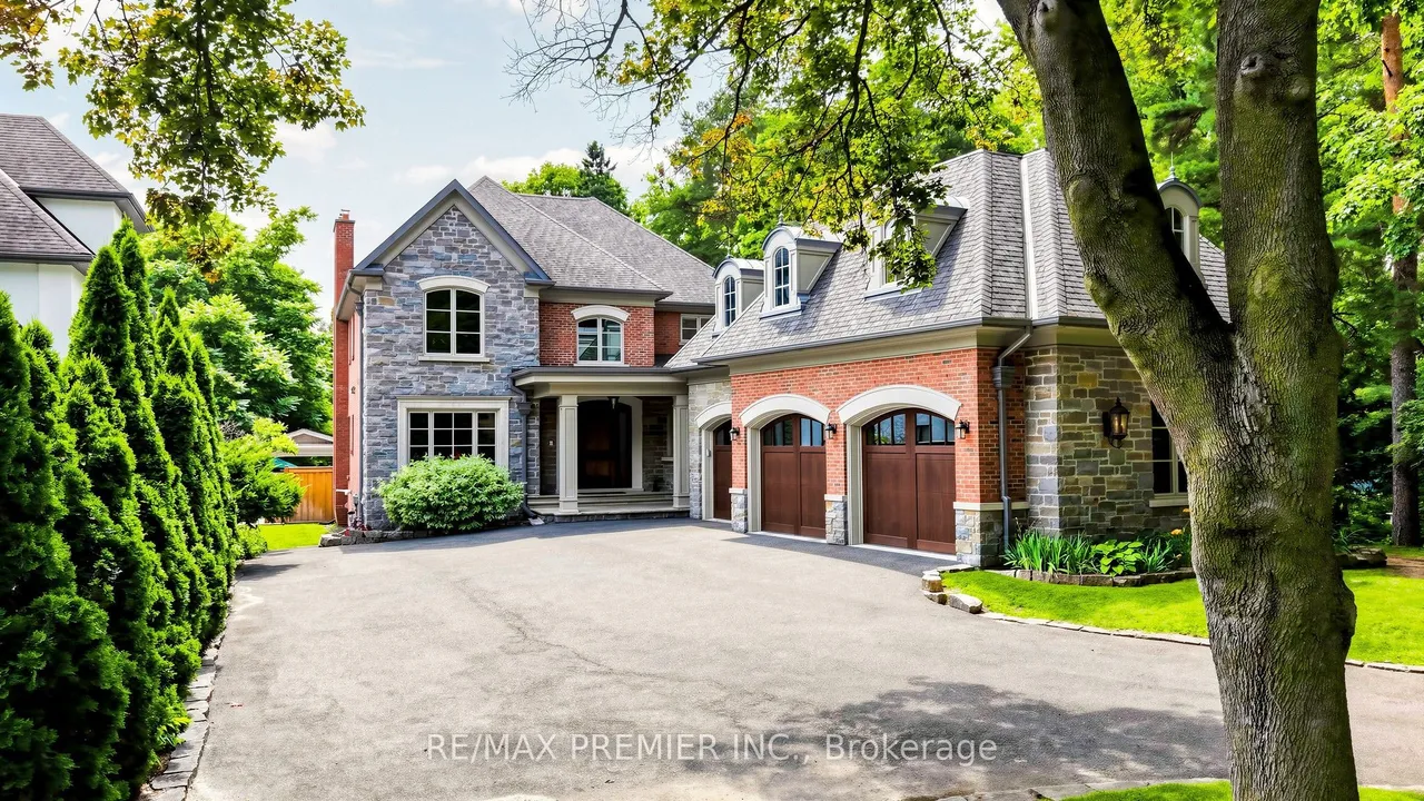 2064 Dickson Road