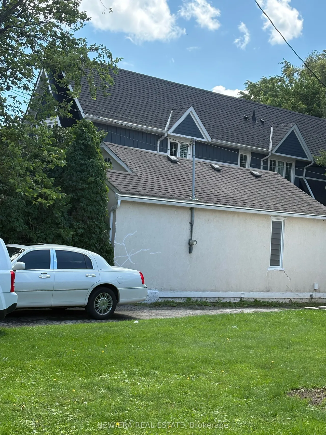954 Beechwood Avenue — photo 2