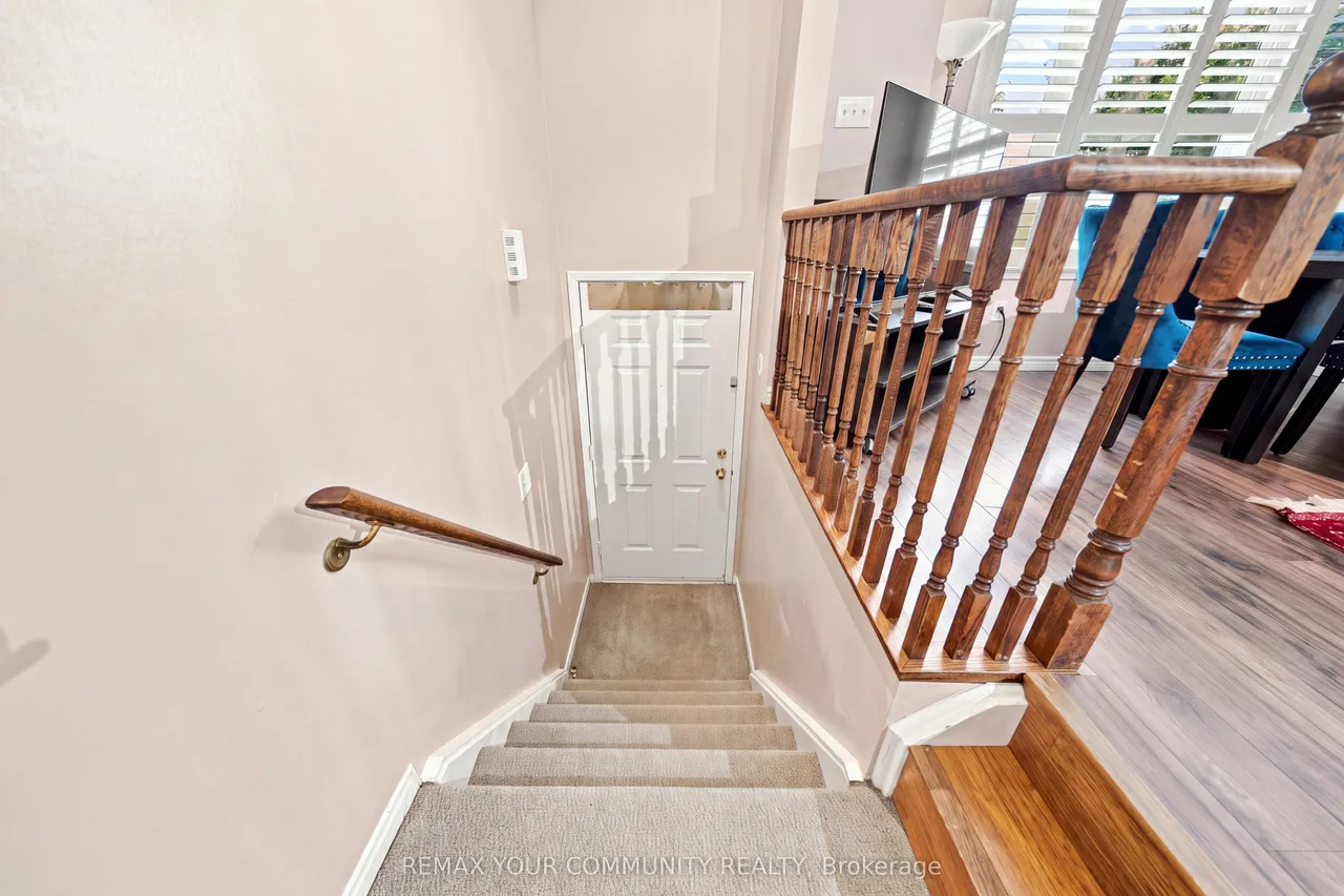 4975 Southampton Drive — photo 3