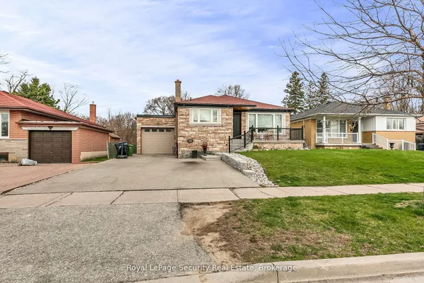 251 Thistle Down Boulevard — photo 2