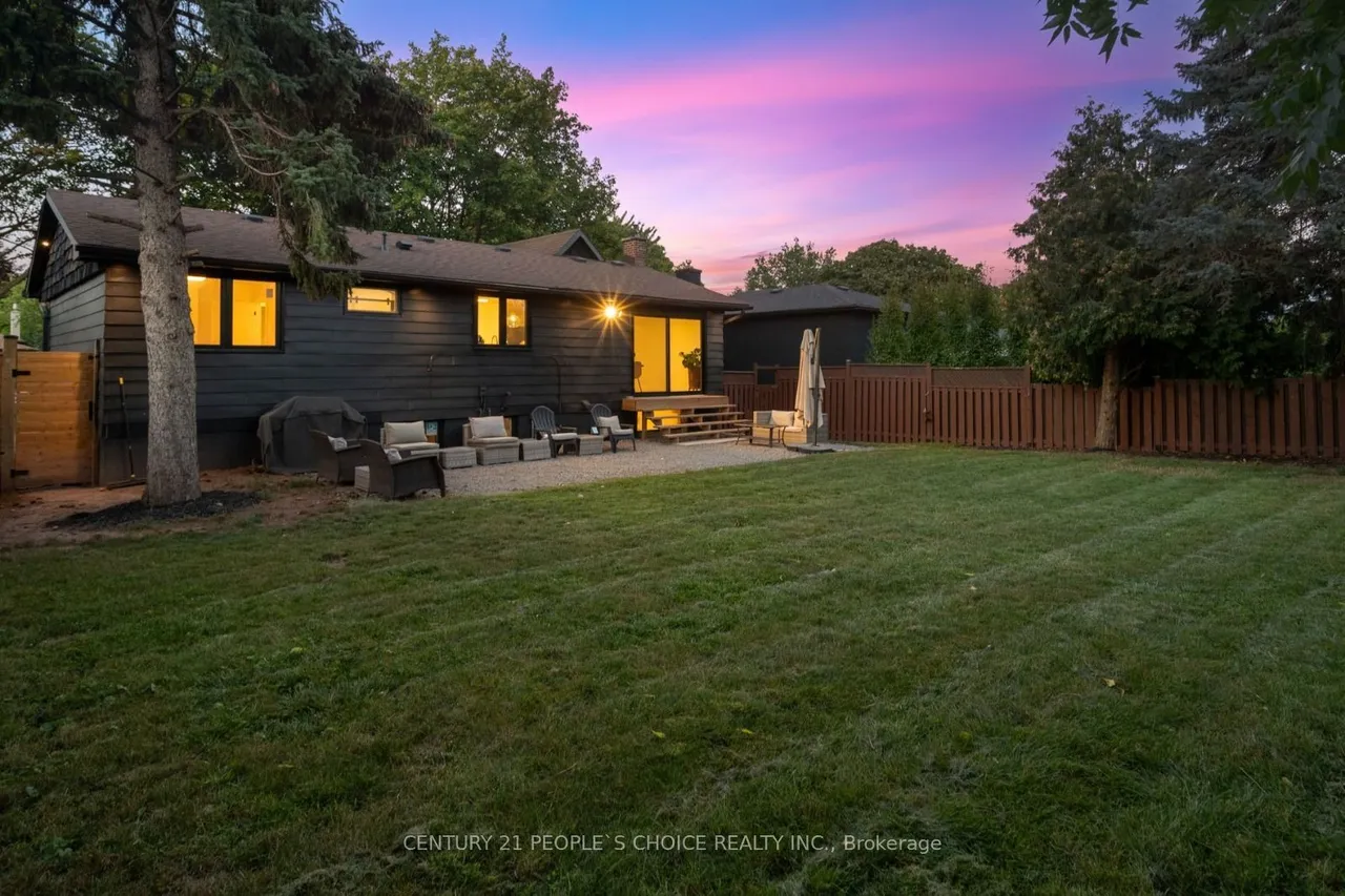2505 Yarmouth Crescent — photo 48