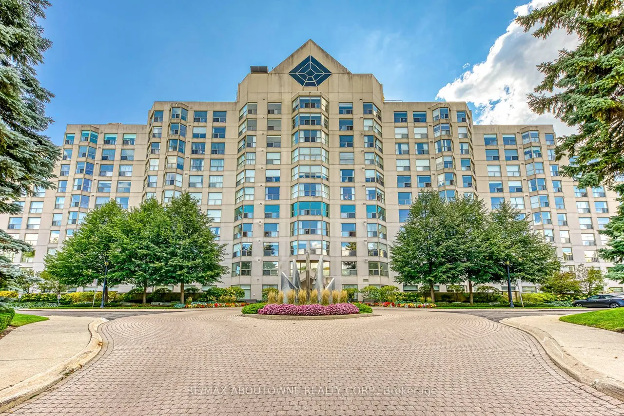 1700 The Collegeway