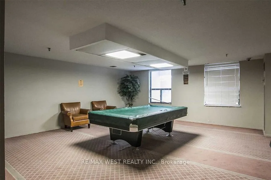 75 Emmett Avenue — photo 42