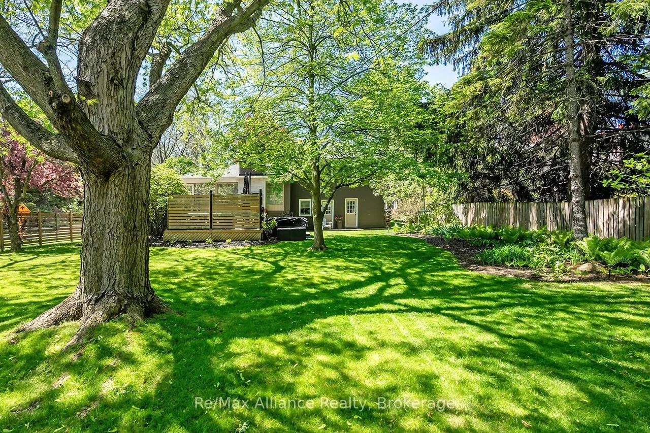 183 Westminster Drive — photo 43