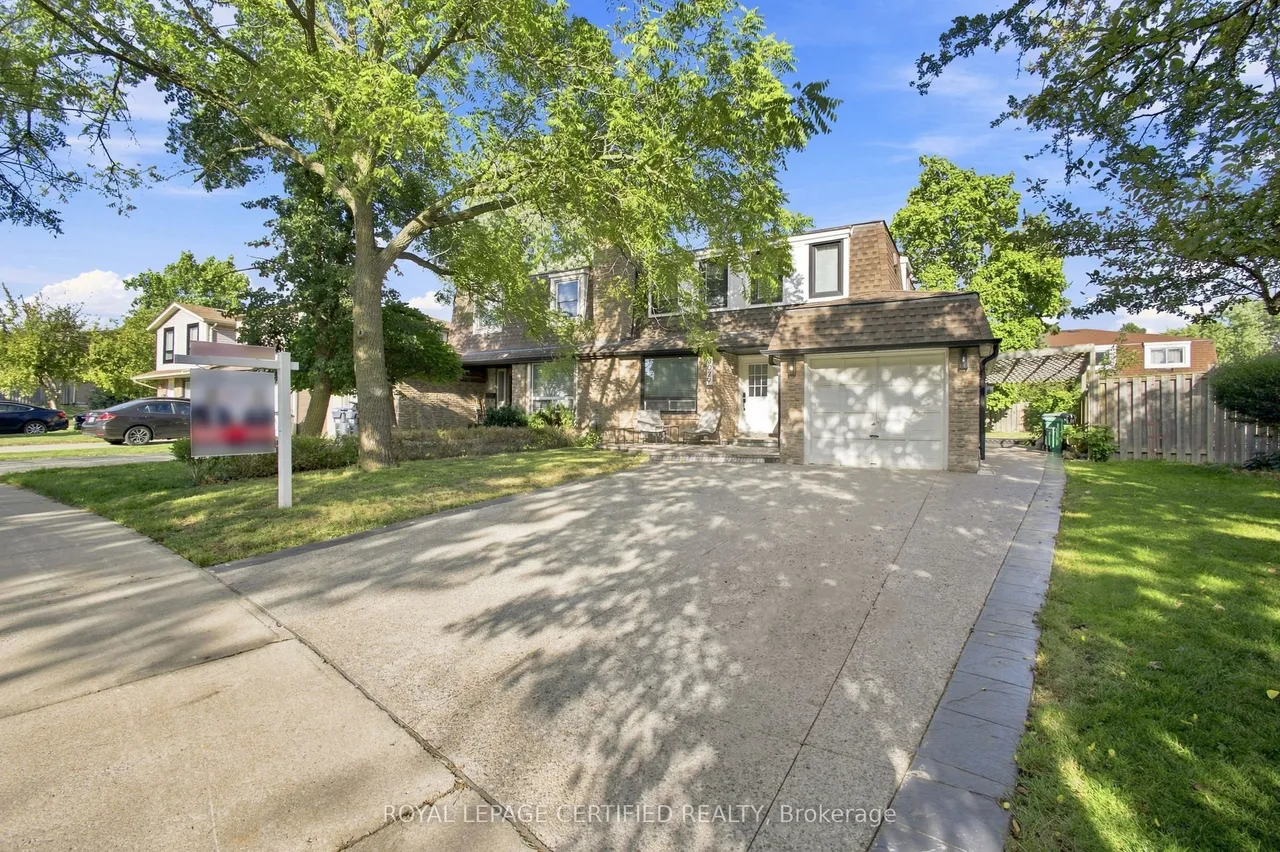 3029 Oslo Crescent