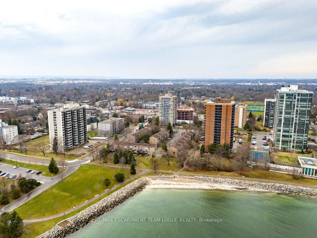 2263 Marine Drive
