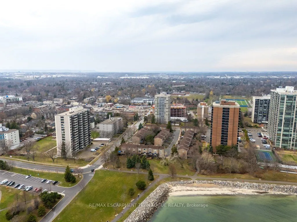 2263 Marine Drive — photo 45