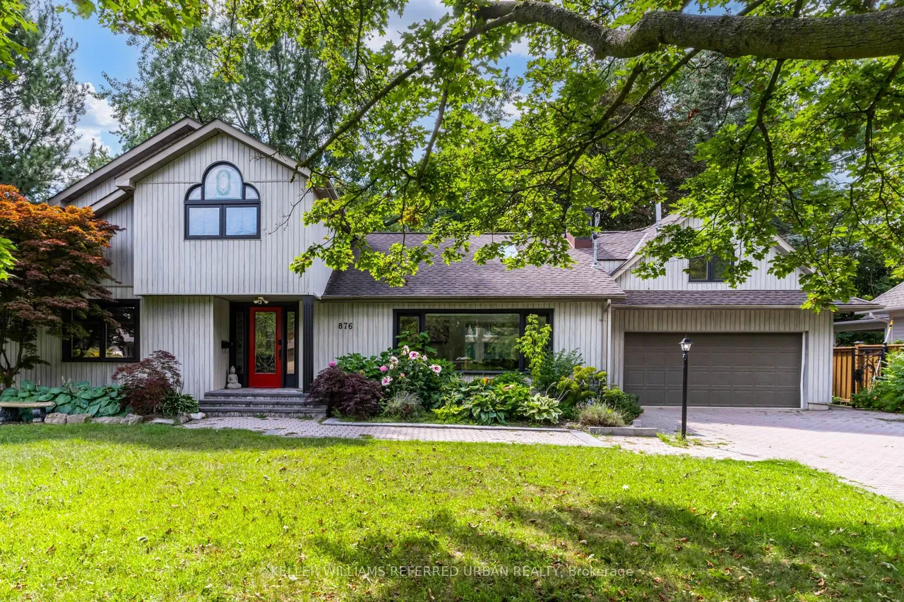 876 Parkland Avenue