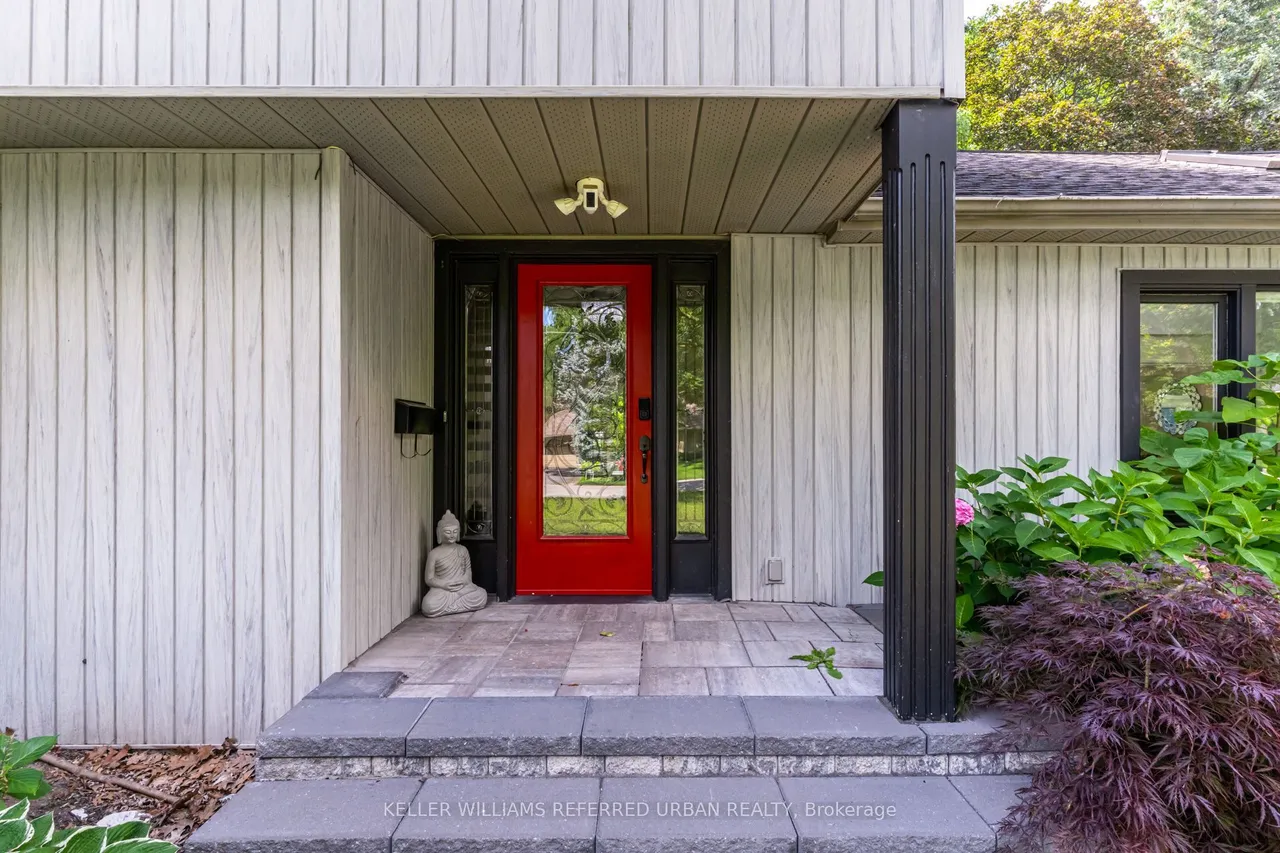 876 Parkland Avenue — photo 2