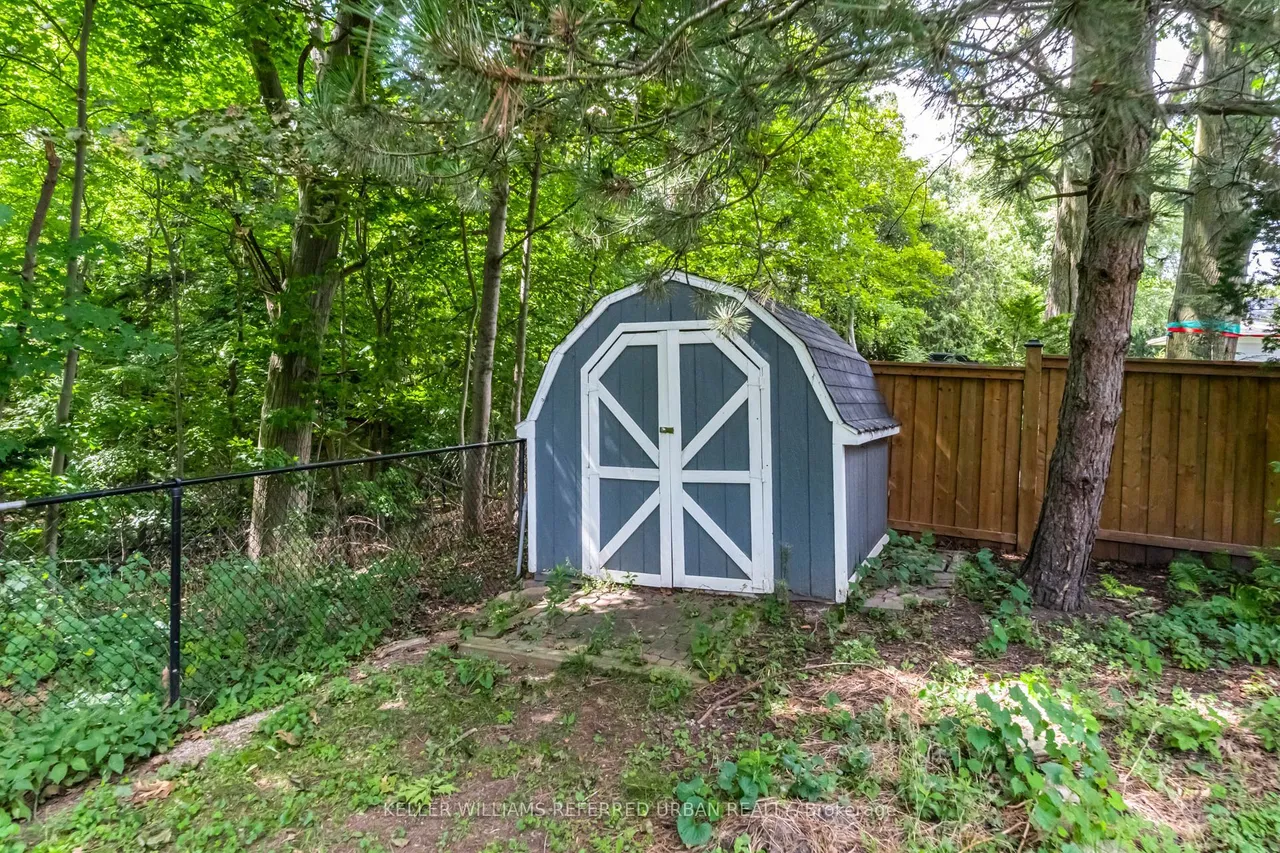 876 Parkland Avenue — photo 49
