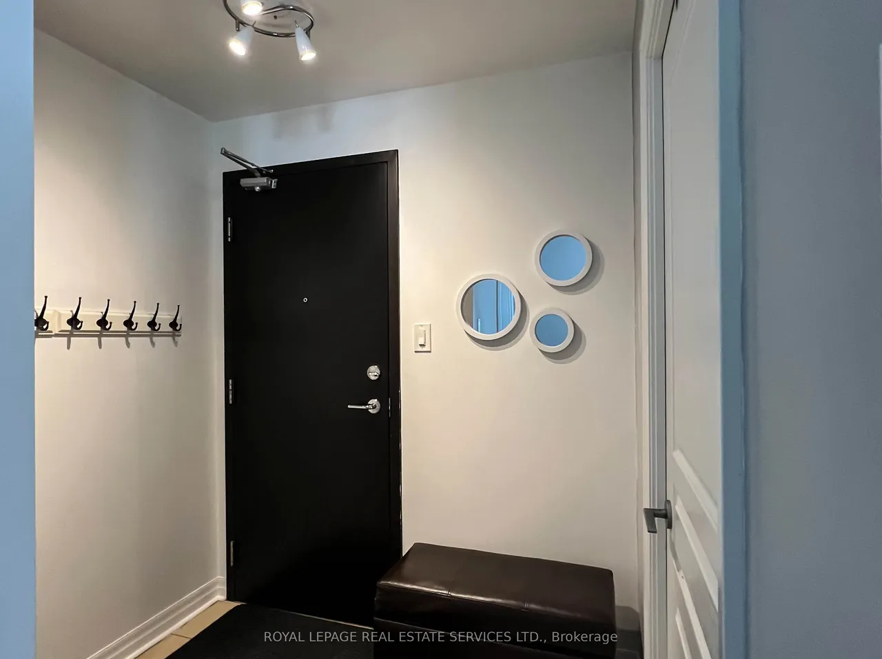3515 Kariya Drive S — photo 2
