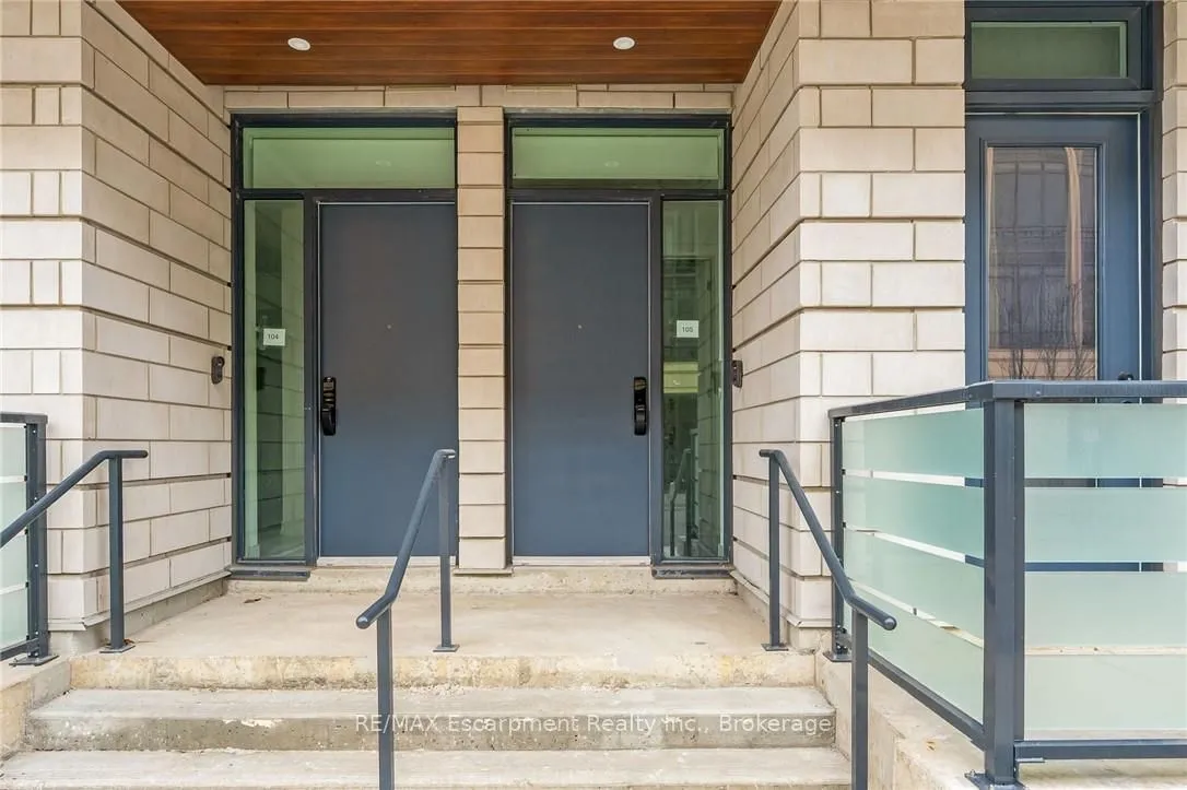 123 Maurice Drive — photo 3