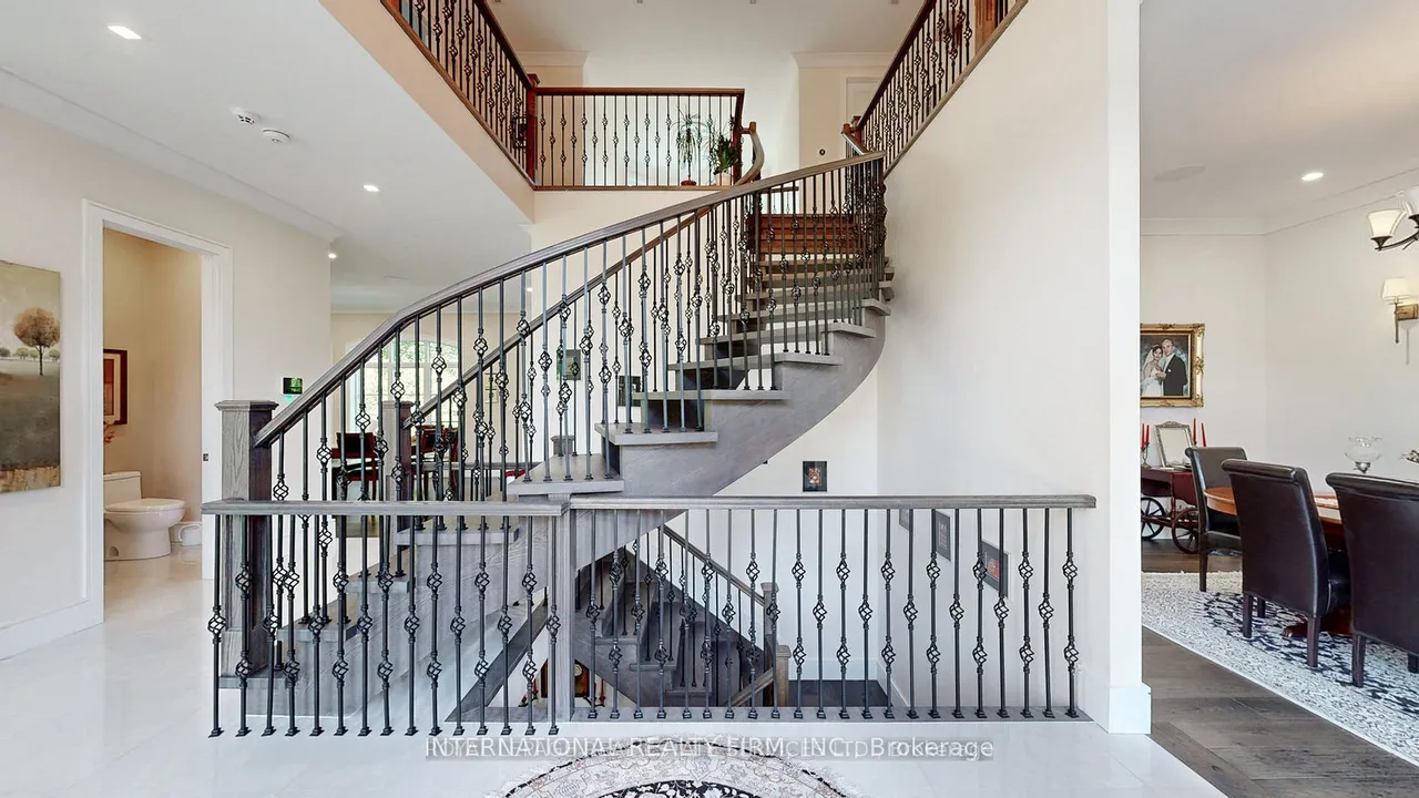 1286 Cambridge Drive — photo 3