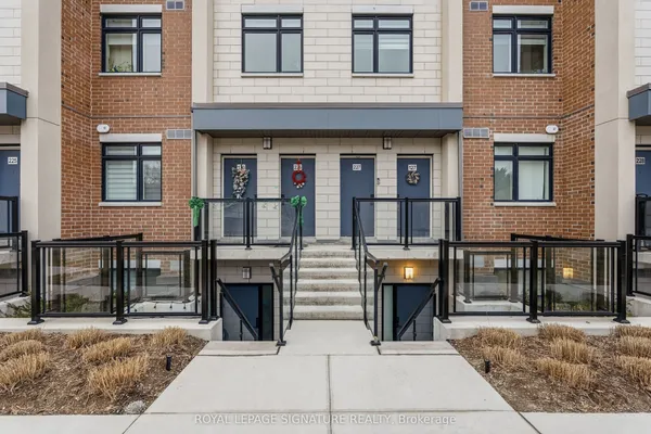 1062 Douglas McCurdy Common — photo 2