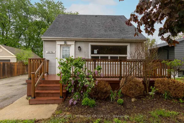 2232 Queensway Drive