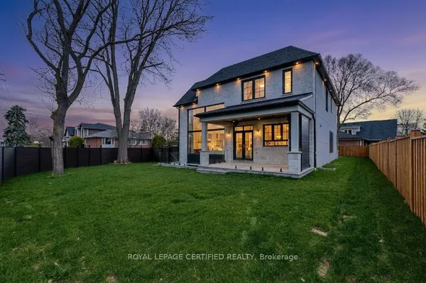 1404 Waverly Avenue SW — photo 2