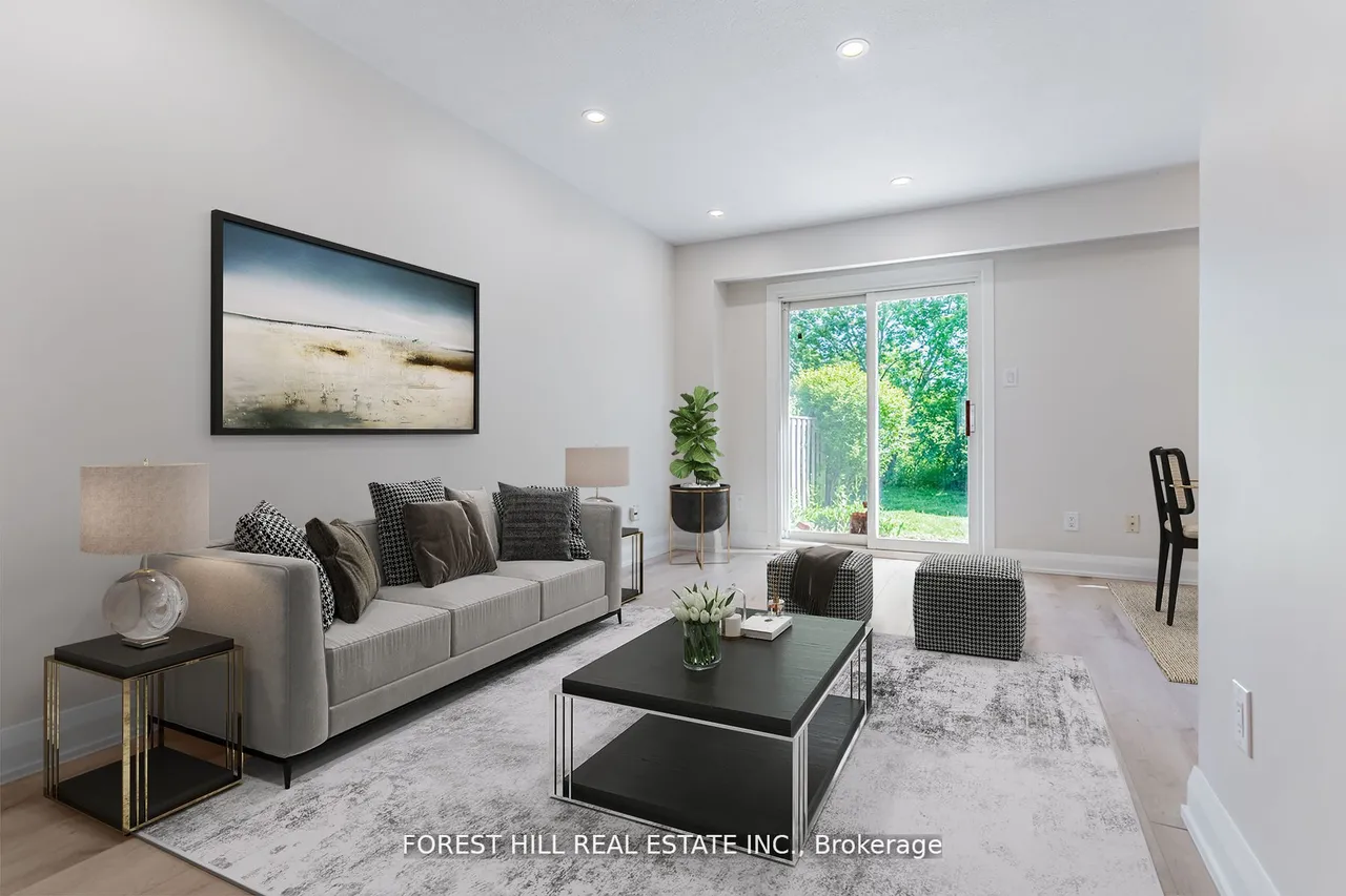 2120 Rathburn Road E — photo 3