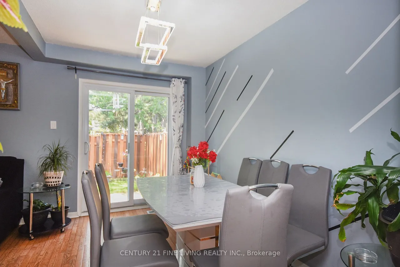 2700 Battleford Road — photo 3