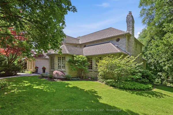 437 Cairncroft Road — photo 2