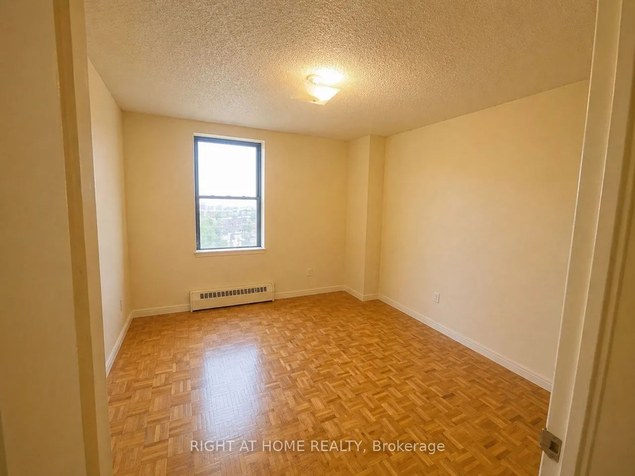 4673 Jane Street, Unit 811 — photo 6