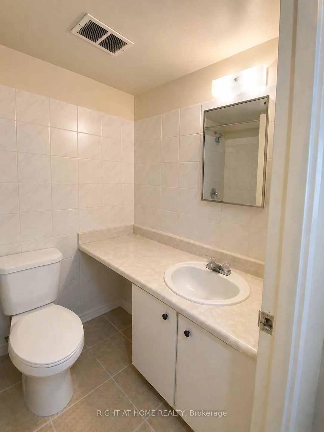 4673 Jane Street, Unit 811 — photo 7