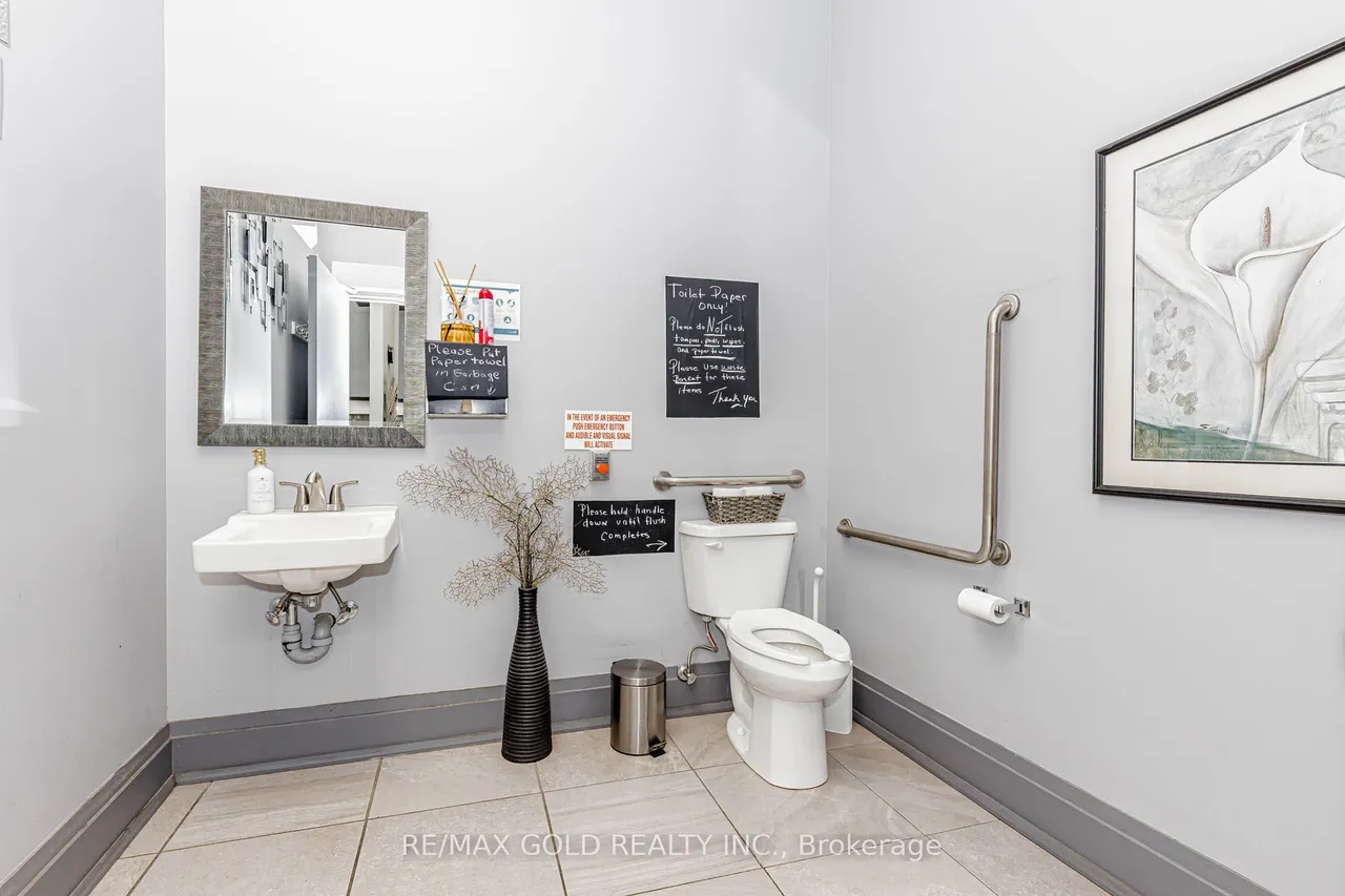 143 Clarence Street, Unit 16 Street — photo 46