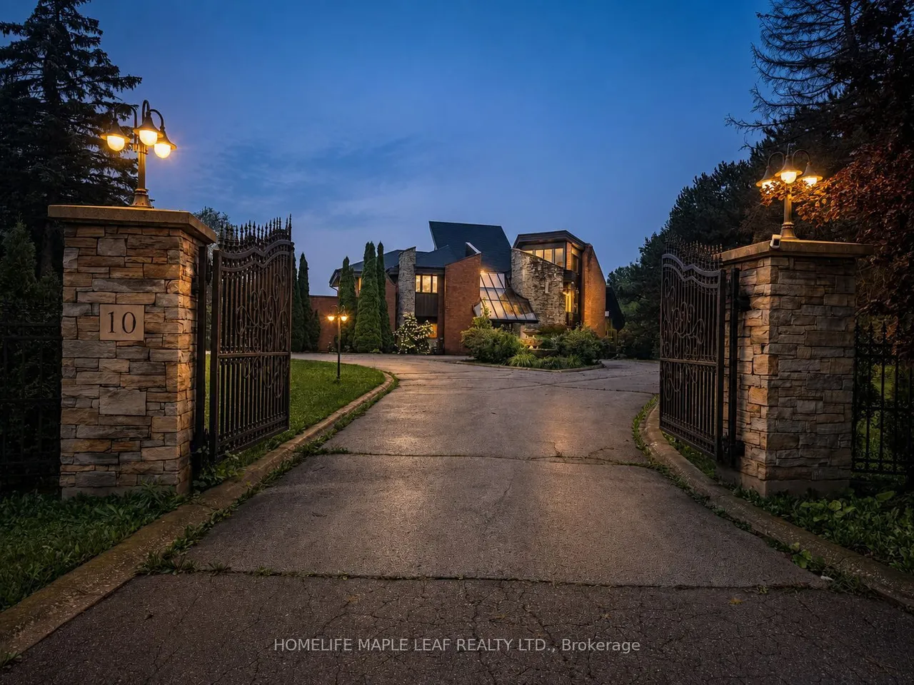 10 Edgeforest Drive — photo 8