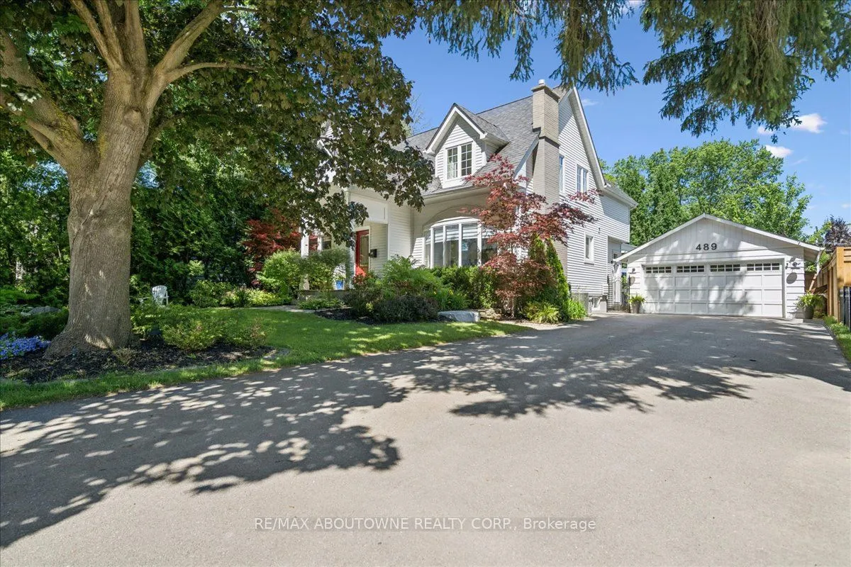 489 Rebecca Street — photo 3