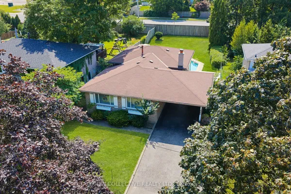 983 Parthia Crescent — photo 2