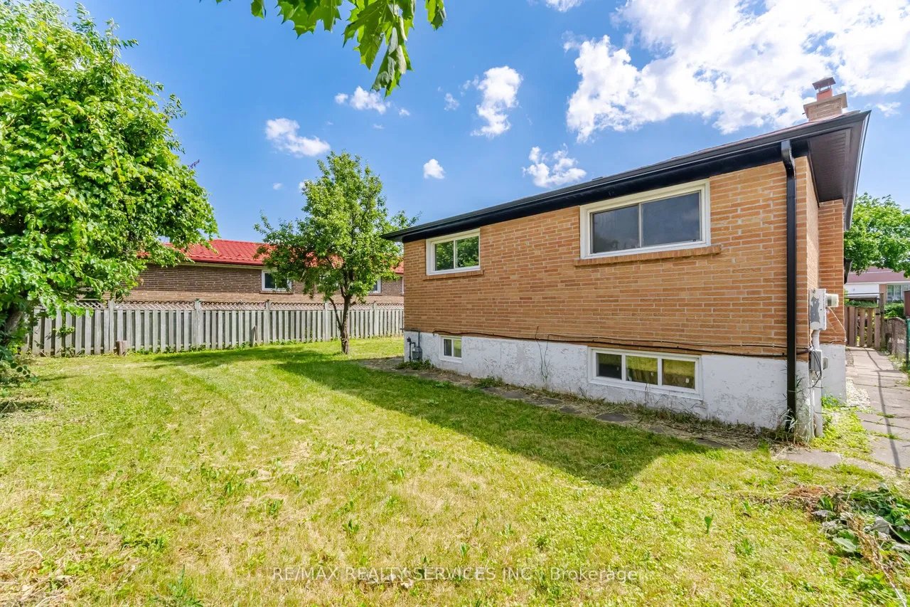 7493 Netherwood Road — photo 48