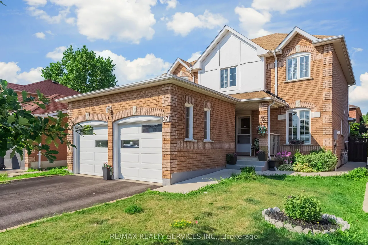 27 Colleyville Street — photo 3