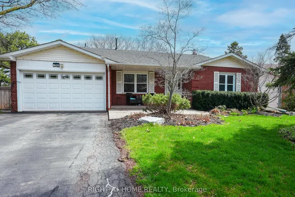 1266 Lakeview Drive — photo 2