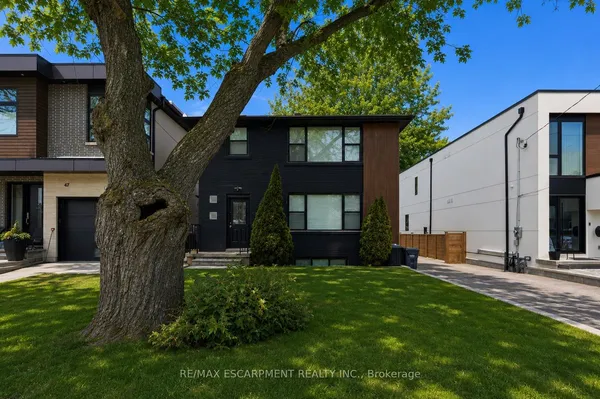 43 Broadview Avenue — photo 2