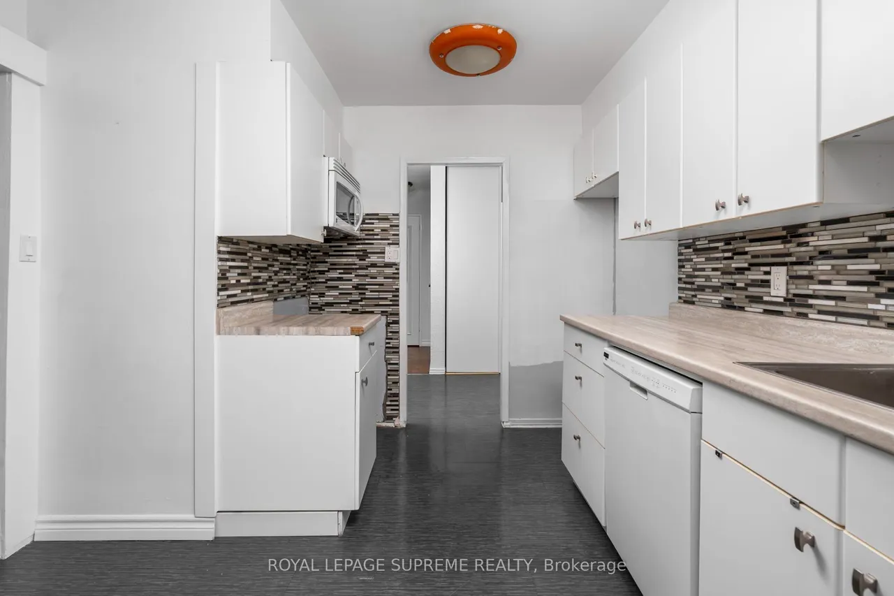 85 Emmett Avenue — photo 3