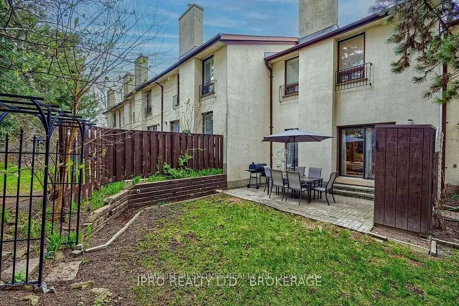 6679 SHELTER BAY Road — photo 40