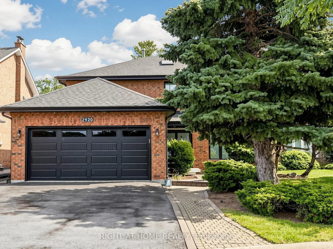 2920 Kingsway Drive