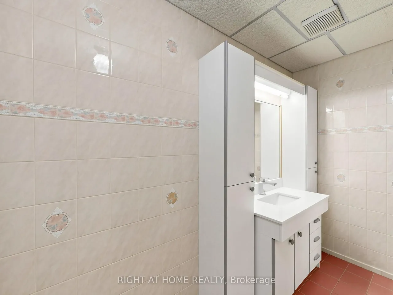 2920 Kingsway Drive — photo 50
