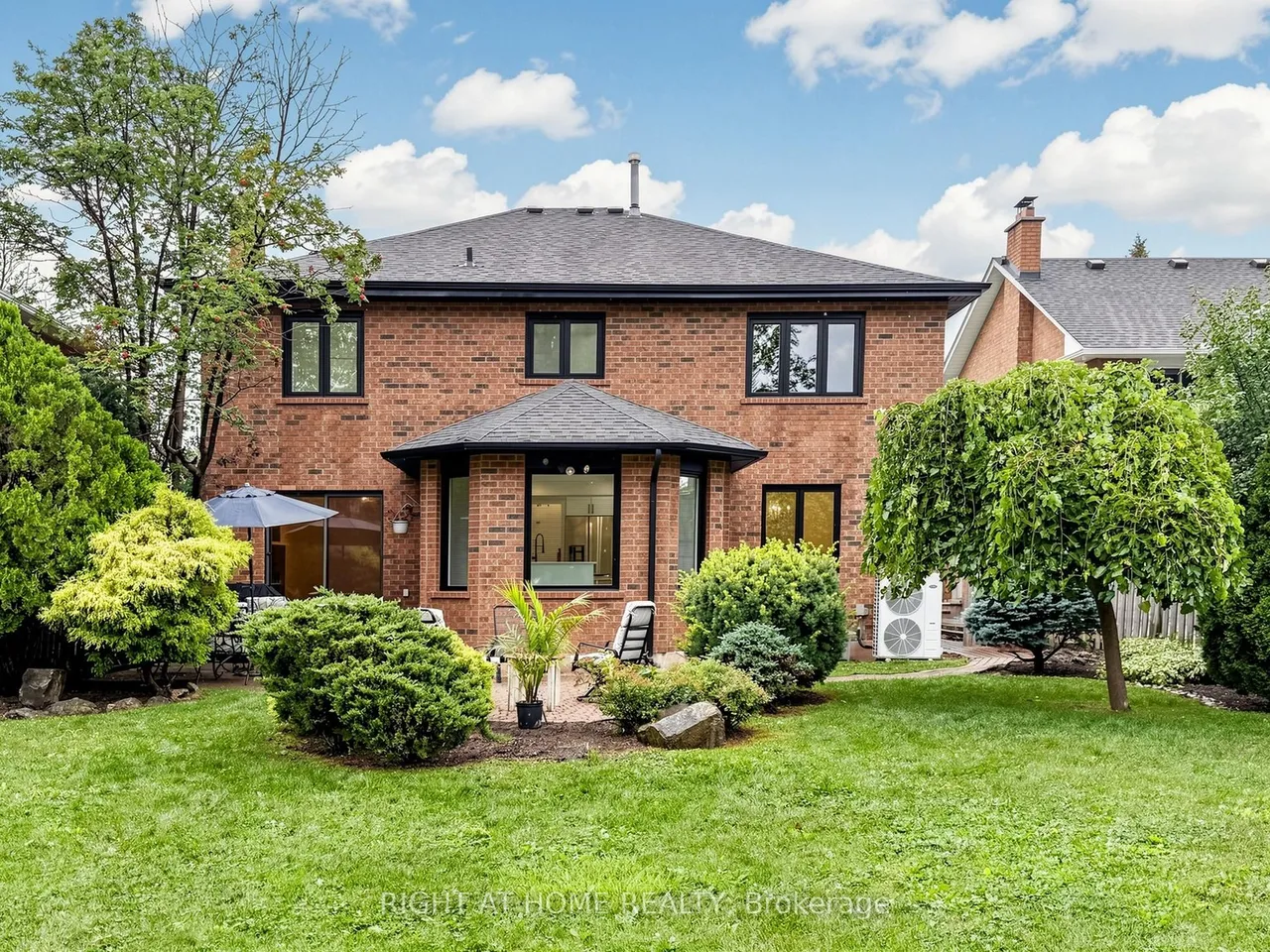 2920 Kingsway Drive — photo 3