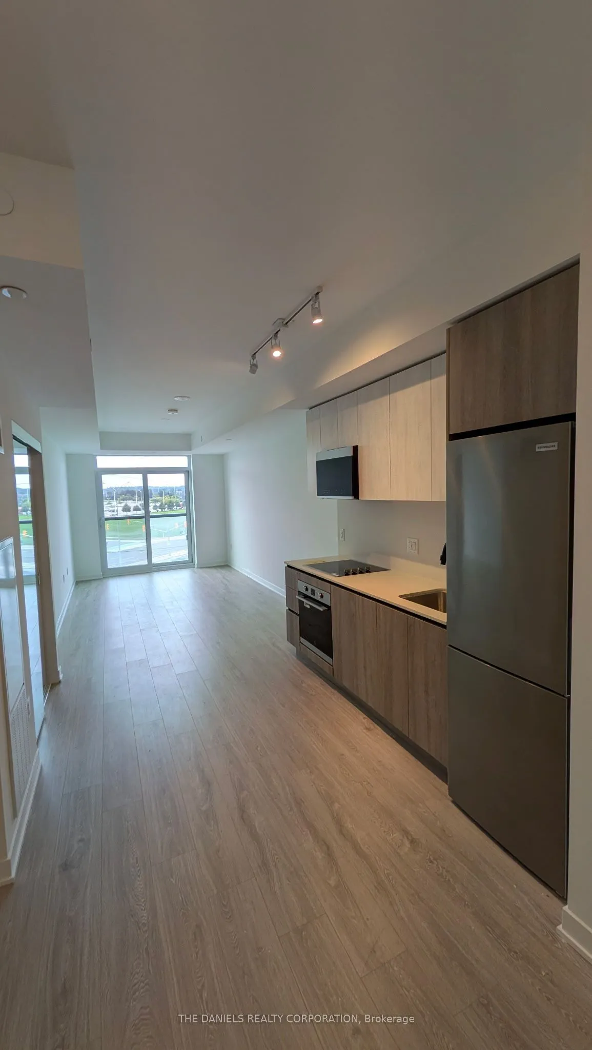 2495 Eglinton Avenue W — photo 3