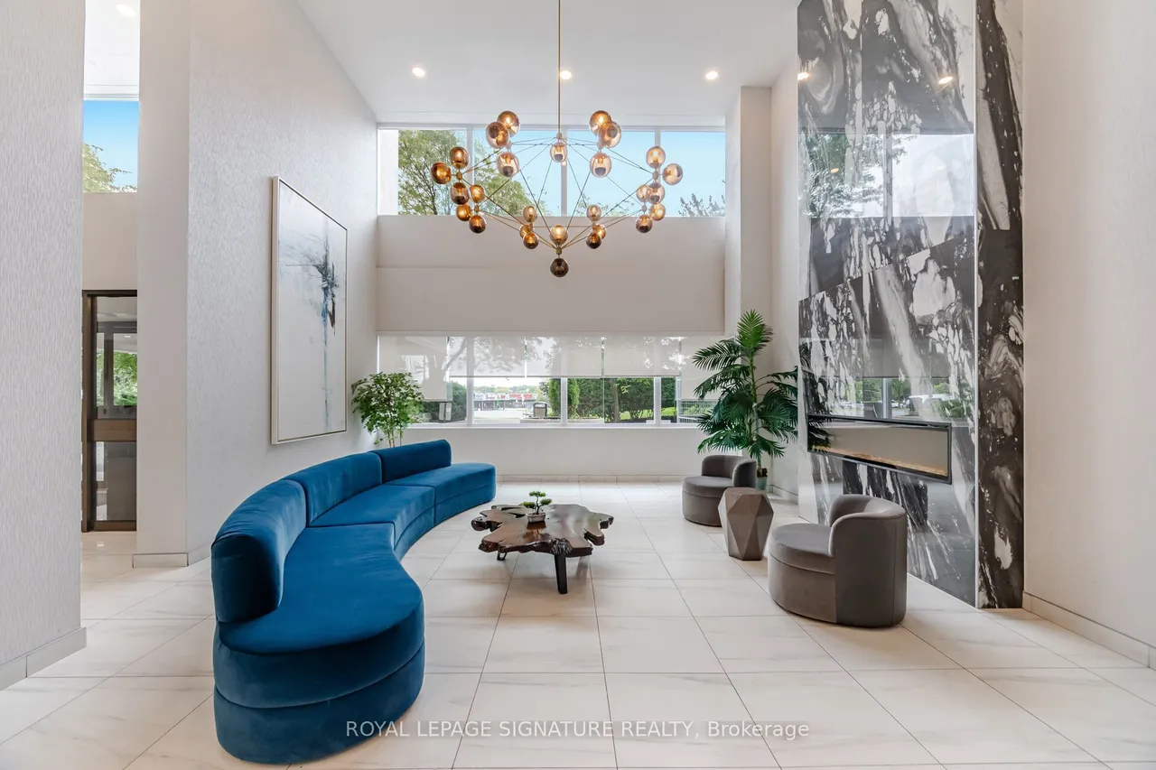 1580 Mississauga Valley Boulevard — photo 3