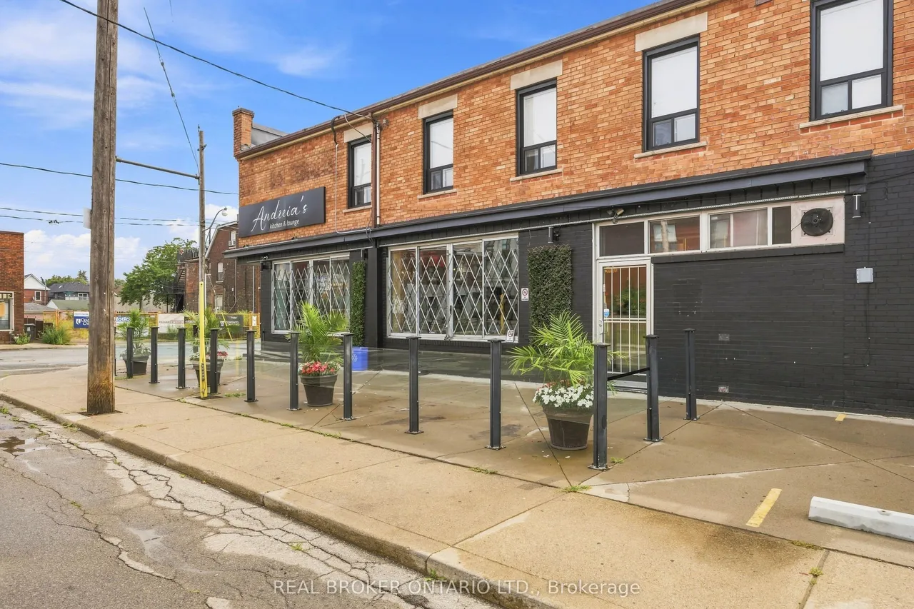 1438A Dufferin Street — photo 2