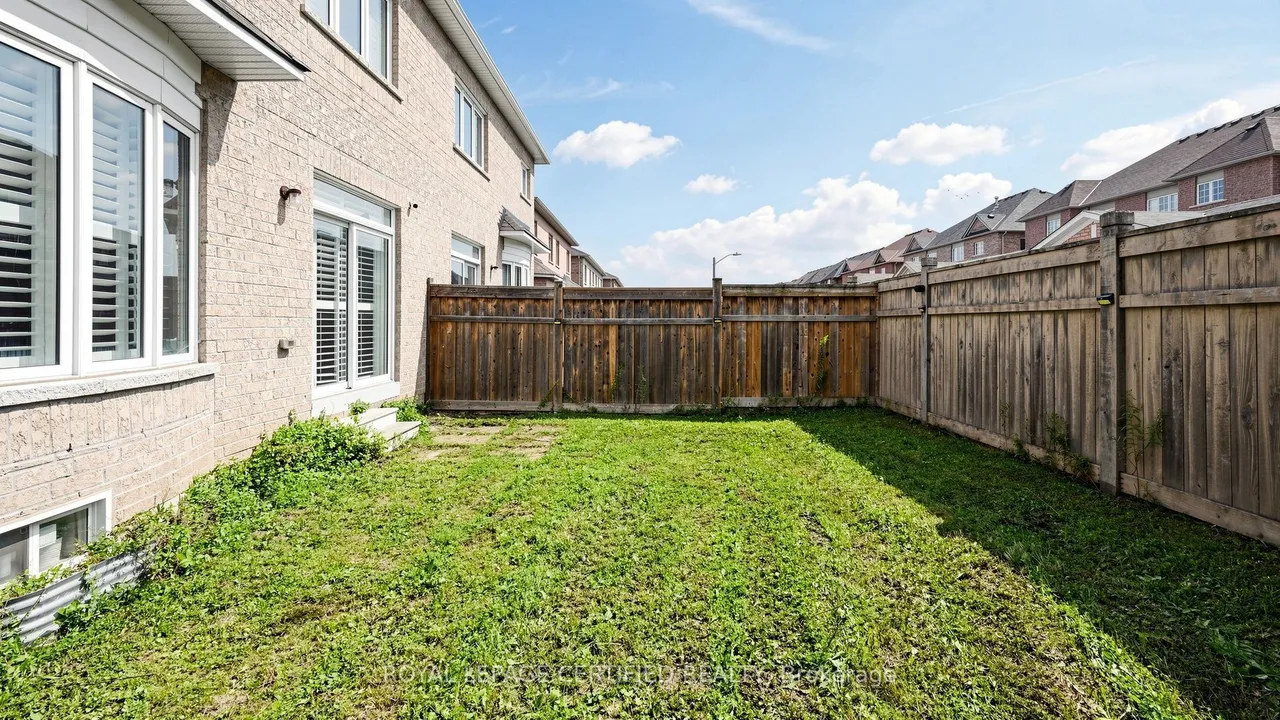 5576 Meadowcrest Avenue — photo 25