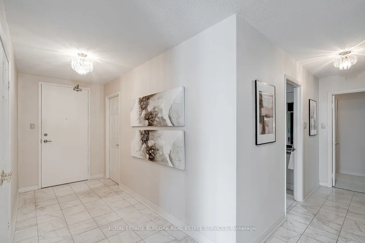 2190 Lakeshore Road — photo 3