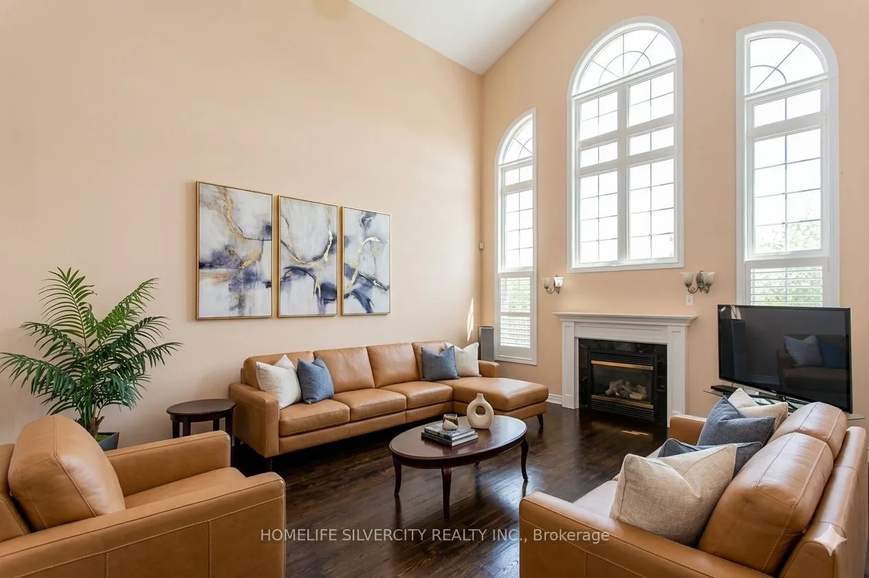 6717 Golden Hills Way — photo 3