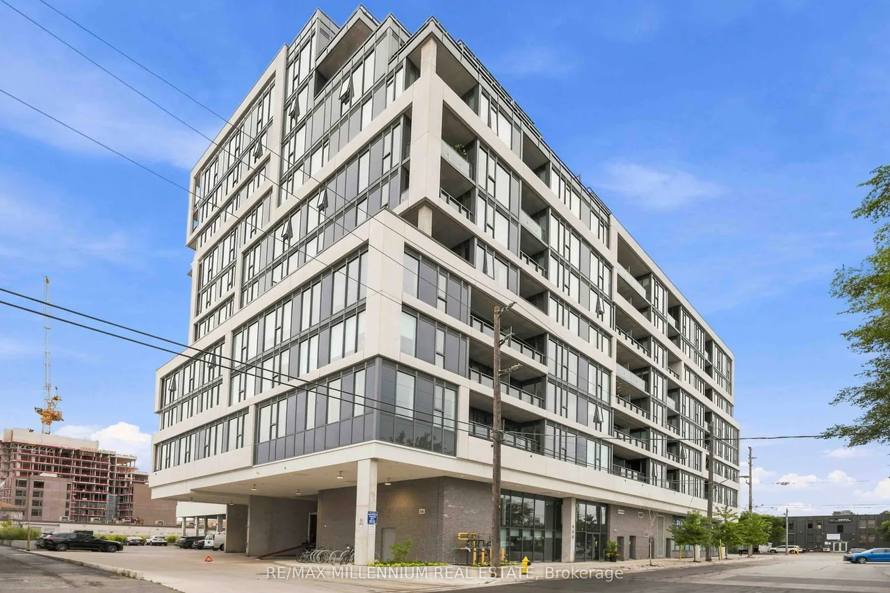 859 The Queensway
