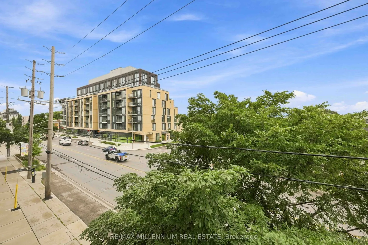 859 The Queensway — photo 29